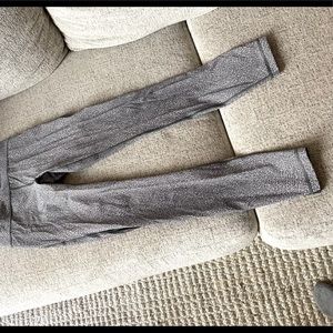Lululemon 7/8th leggings